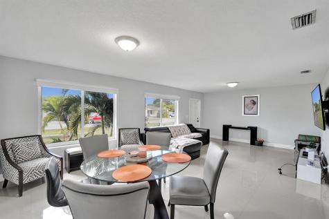 3322 Mckinley Street Hollywood FL 33021