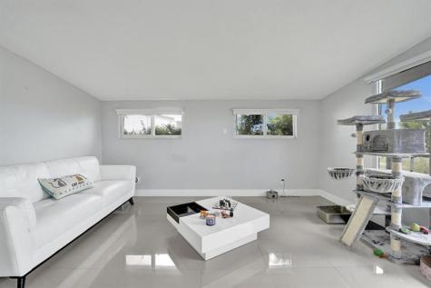 3322 Mckinley Street Hollywood FL 33021