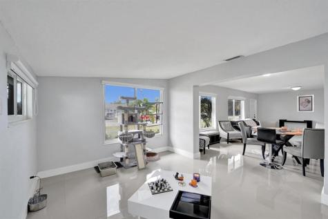 3322 Mckinley Street Hollywood FL 33021