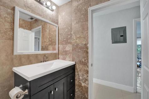 3322 Mckinley Street Hollywood FL 33021