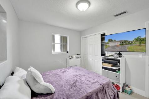 3322 Mckinley Street Hollywood FL 33021