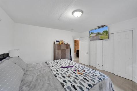 3322 Mckinley Street Hollywood FL 33021