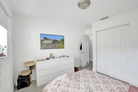 3322 Mckinley Street Hollywood FL 33021