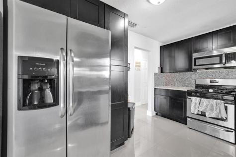 3322 Mckinley Street Hollywood FL 33021