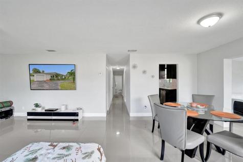 3322 Mckinley Street Hollywood FL 33021