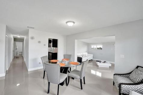 3322 Mckinley Street Hollywood FL 33021