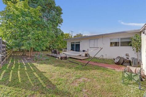 3322 Mckinley Street Hollywood FL 33021