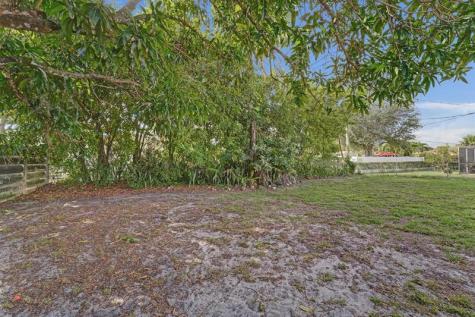 3322 Mckinley Street Hollywood FL 33021