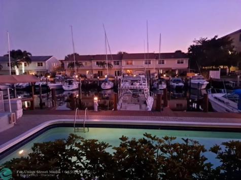 2400 NE 16th Street Pompano Beach FL 33062