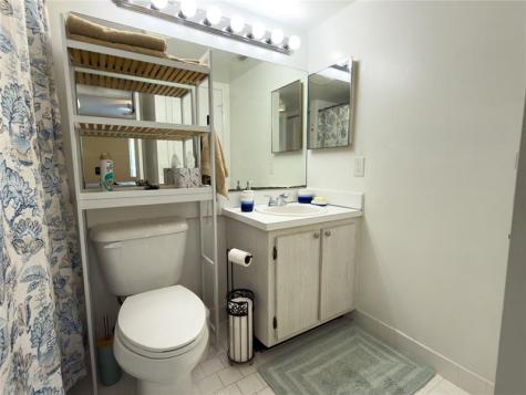 320 Knotty Pine Circle Greenacres FL 33463