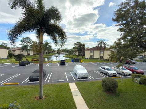 320 Knotty Pine Circle Greenacres FL 33463