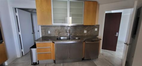 2600 Island Boulevard Aventura FL 33160