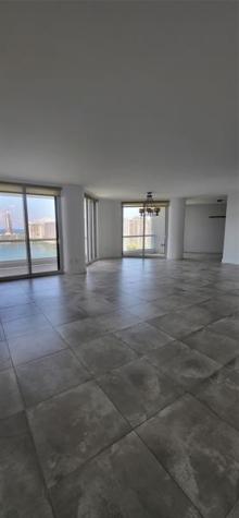 2600 Island Boulevard Aventura FL 33160