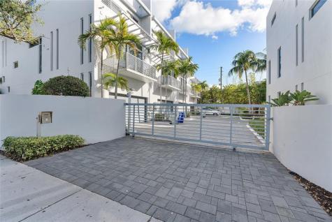 3266 NE 15th Street Pompano Beach FL 33062