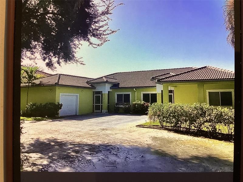 8798 NW 35th Street Coral Springs FL 33065