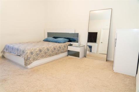 1176 SW 7 Court Florida City FL 33034