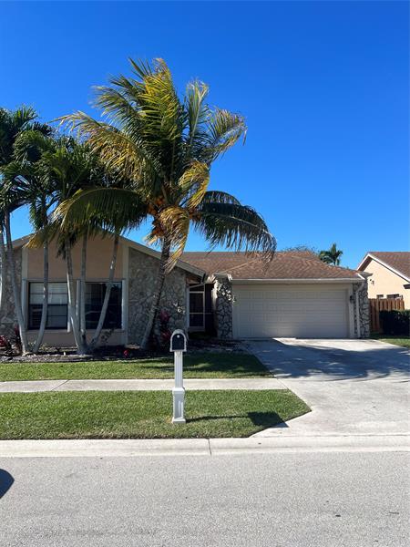 21023 Rustlewood Avenue Boca Raton FL 33428