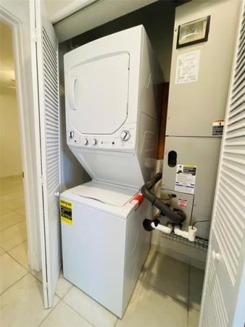 2605 Bay Drive Pompano Beach FL 33062