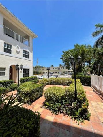 2605 Bay Drive Pompano Beach FL 33062