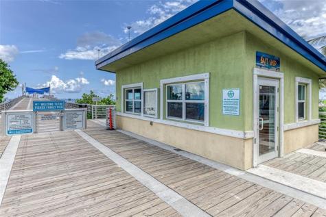 2605 Bay Drive Pompano Beach FL 33062