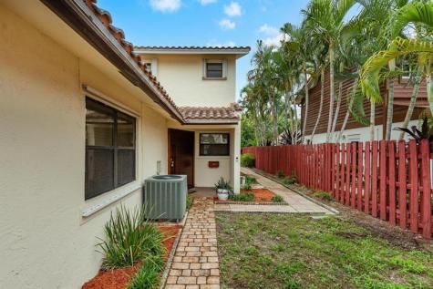 2530 NE 9th Street Fort Lauderdale FL 33304
