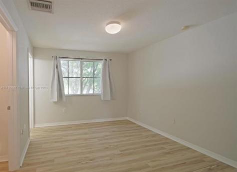 6030 SW 19th Place North Lauderdale FL 33068