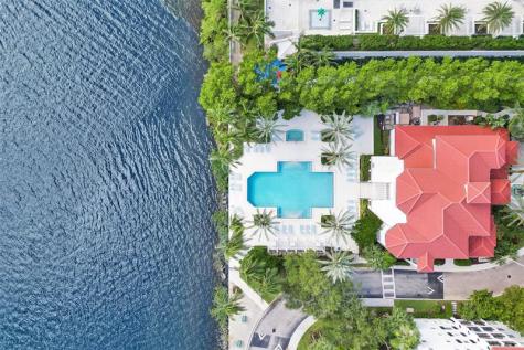 3105 NE 184th Street North Miami Beach FL 33160