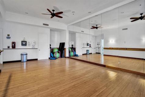 3105 NE 184th Street North Miami Beach FL 33160