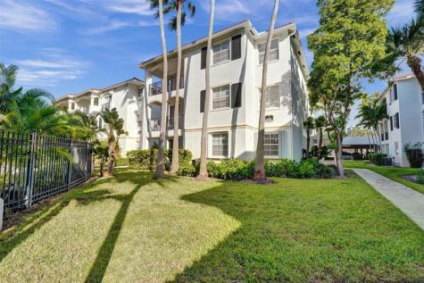 3105 NE 184th Street North Miami Beach FL 33160