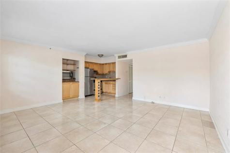 4050 NE 12th Terrace Oakland Park FL 33334