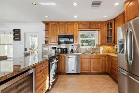 1925 NE 29th Court Fort Lauderdale FL 33306