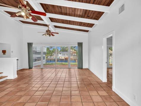 2507 Okeechobee Lane Fort Lauderdale FL 33312