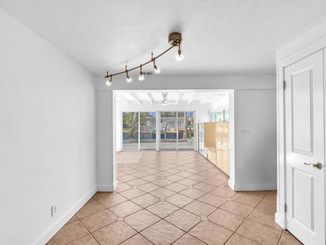 2507 Okeechobee Lane Fort Lauderdale FL 33312