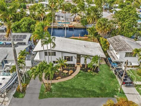 2507 Okeechobee Lane Fort Lauderdale FL 33312