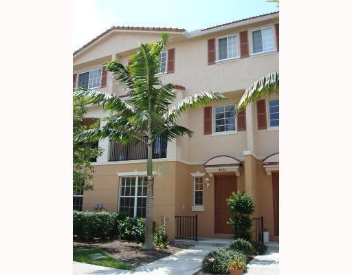 4632 Danson Way Delray Beach FL 33445
