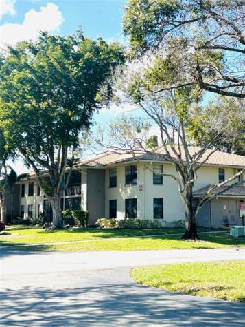 9875 Pineapple Tree Drive Boynton Beach FL 33436