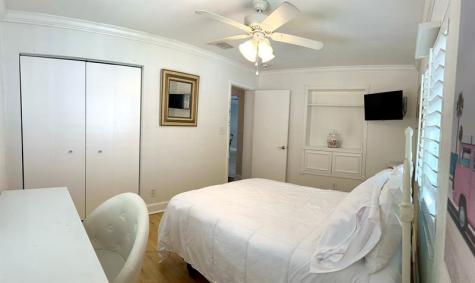 2725 SE 2nd Court Pompano Beach FL 33062