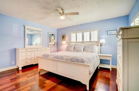2725 SE 2nd Court Pompano Beach FL 33062