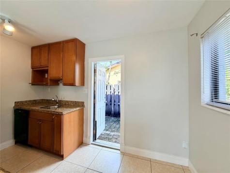 1023 NW 1st Avenue Fort Lauderdale FL 33311