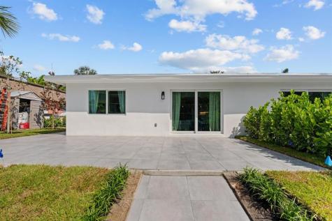 1814 SE 7th Street Pompano Beach FL 33060