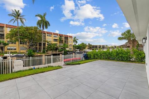 1814 SE 7th Street Pompano Beach FL 33060