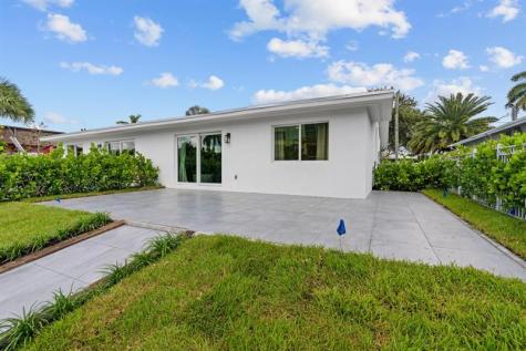 1814 SE 7th Street Pompano Beach FL 33060