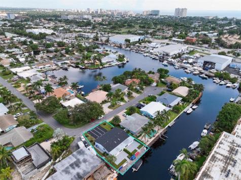1814 SE 7th Street Pompano Beach FL 33060
