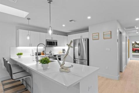 1814 SE 7th Street Pompano Beach FL 33060