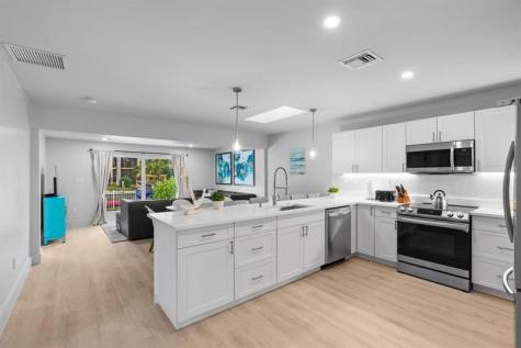 1814 SE 7th Street Pompano Beach FL 33060