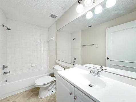 5560 Metrowest Boulevard Orlando FL 32811