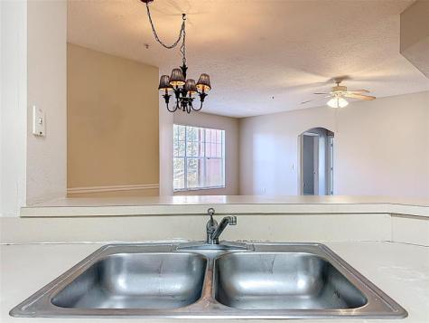 5560 Metrowest Boulevard Orlando FL 32811