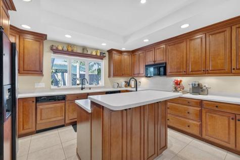 2871 NE 26th Court Fort Lauderdale FL 33306