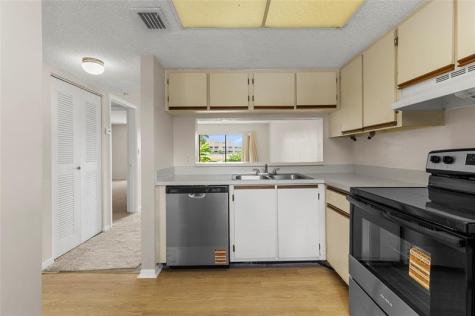 5200 NW 31st Avenue Unit 143 Bldg H Fort Lauderdale FL 33309