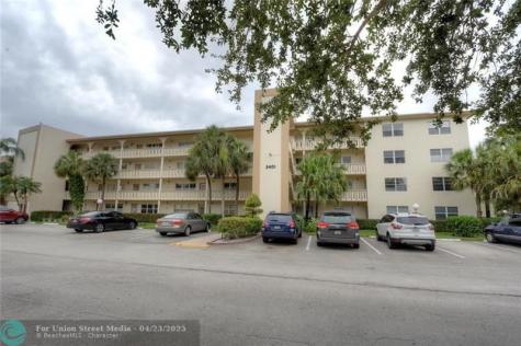 2401 Antigua Coconut Creek FL 33066